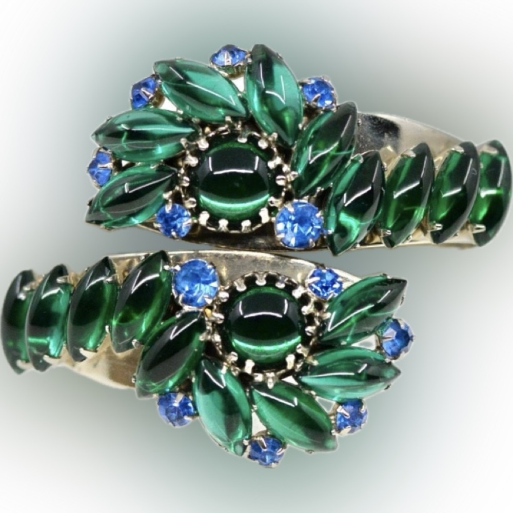 Vintage ALICE CAVINESS Shades of Green Blue Glass Stone Bypass Clamper Bracelet